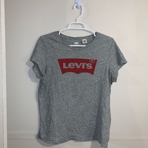 Levi T-Shirt - Women’s